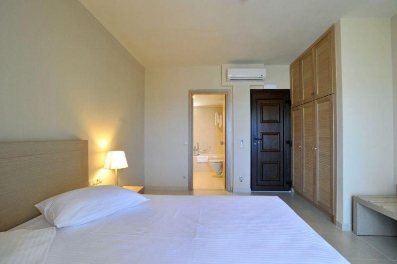 Agios Ioannis Kaspaka Porto Plaza Hotel מראה חיצוני תמונה