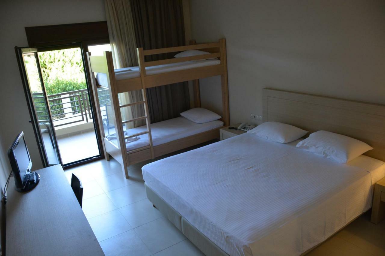 Agios Ioannis Kaspaka Porto Plaza Hotel מראה חיצוני תמונה