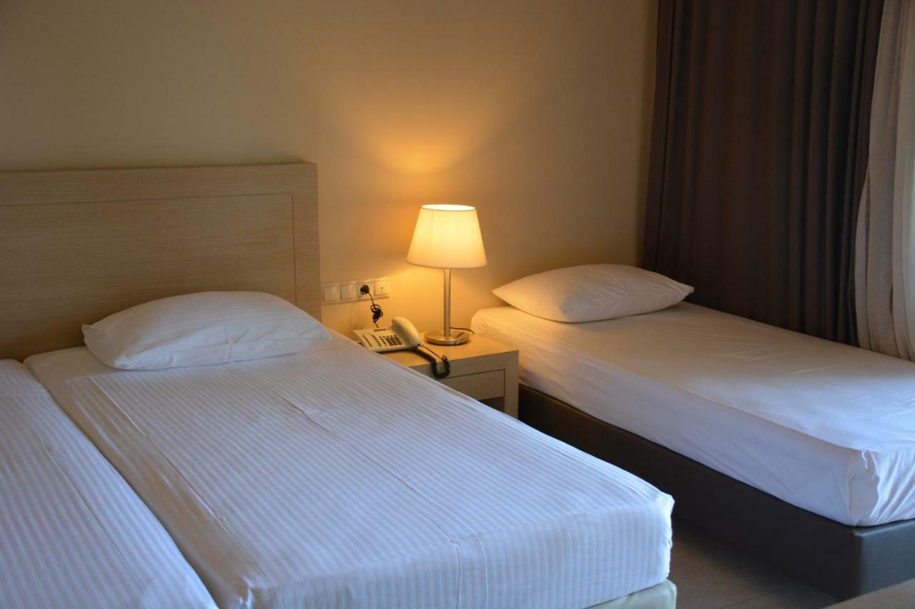 Agios Ioannis Kaspaka Porto Plaza Hotel מראה חיצוני תמונה